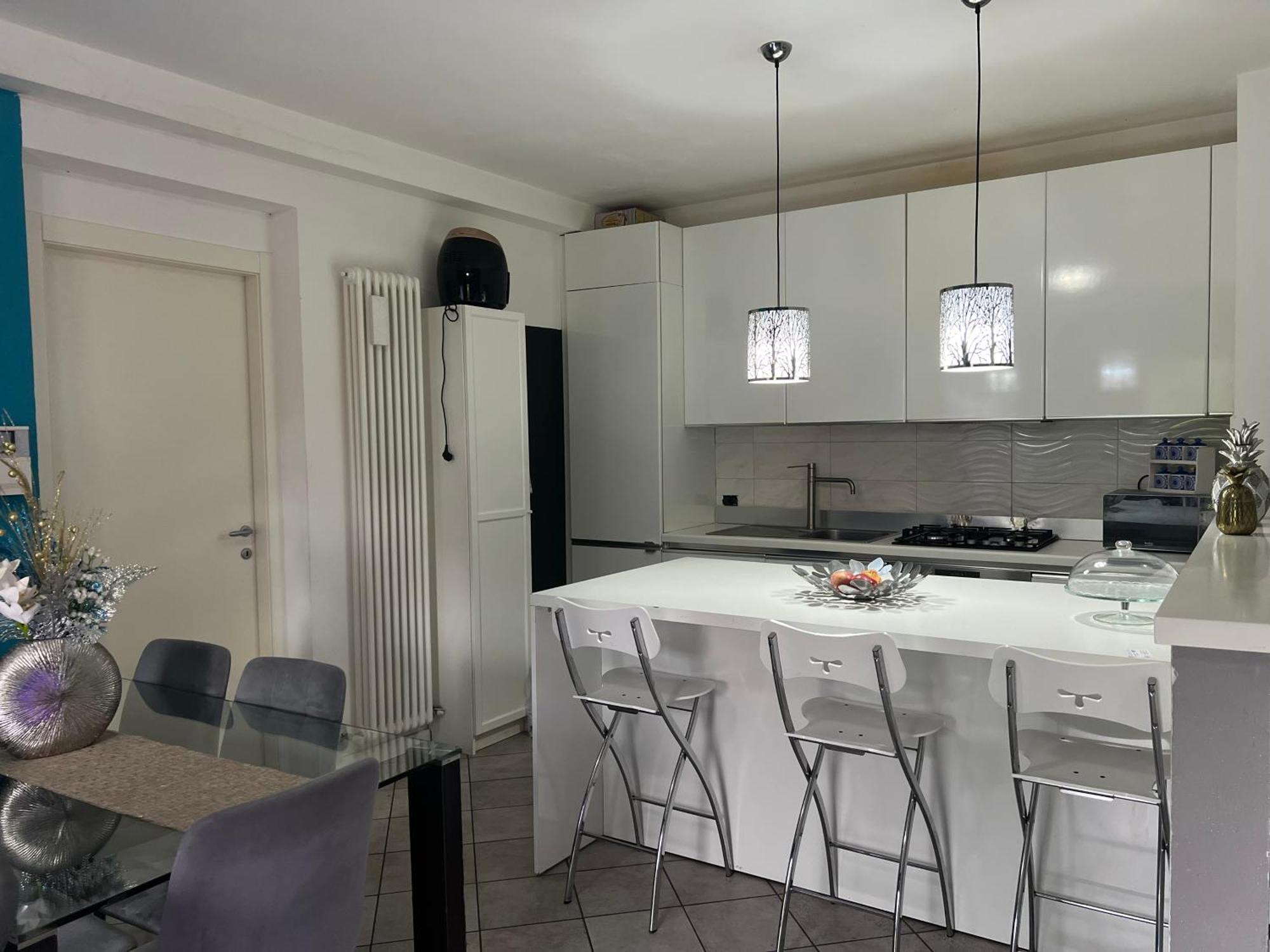 B&B Resilienza - Camera Privata Con Bagno เลคโค ภายนอก รูปภาพ